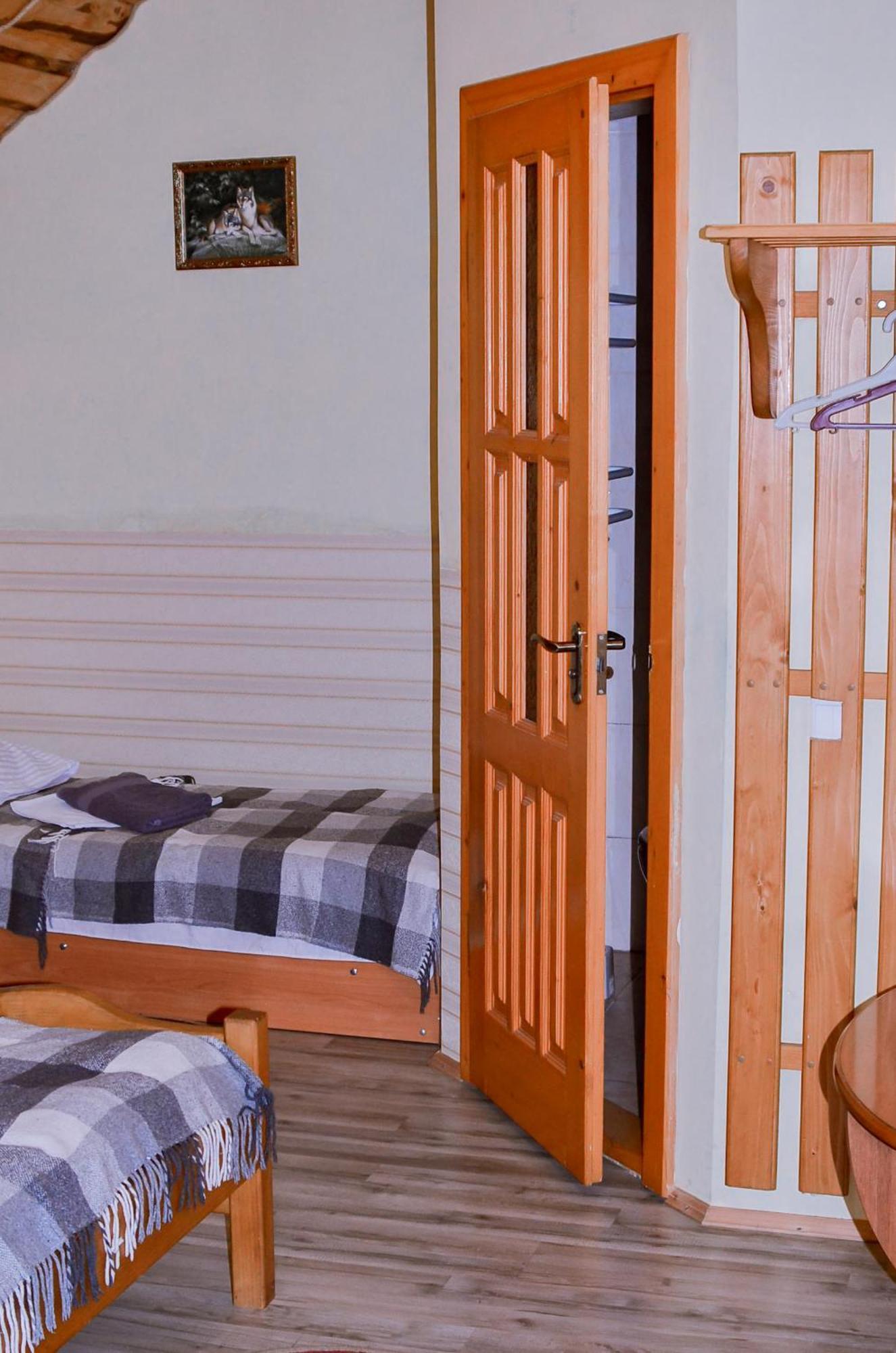 Guest House Mandrivnyi Rooms&Apartments Yasinya Buitenkant foto